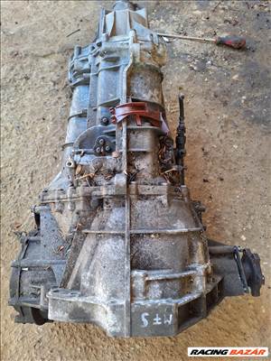 Audi A4 (B8 - 8K) MVZ 2.0 cr quattro manuál 6 Váltó 