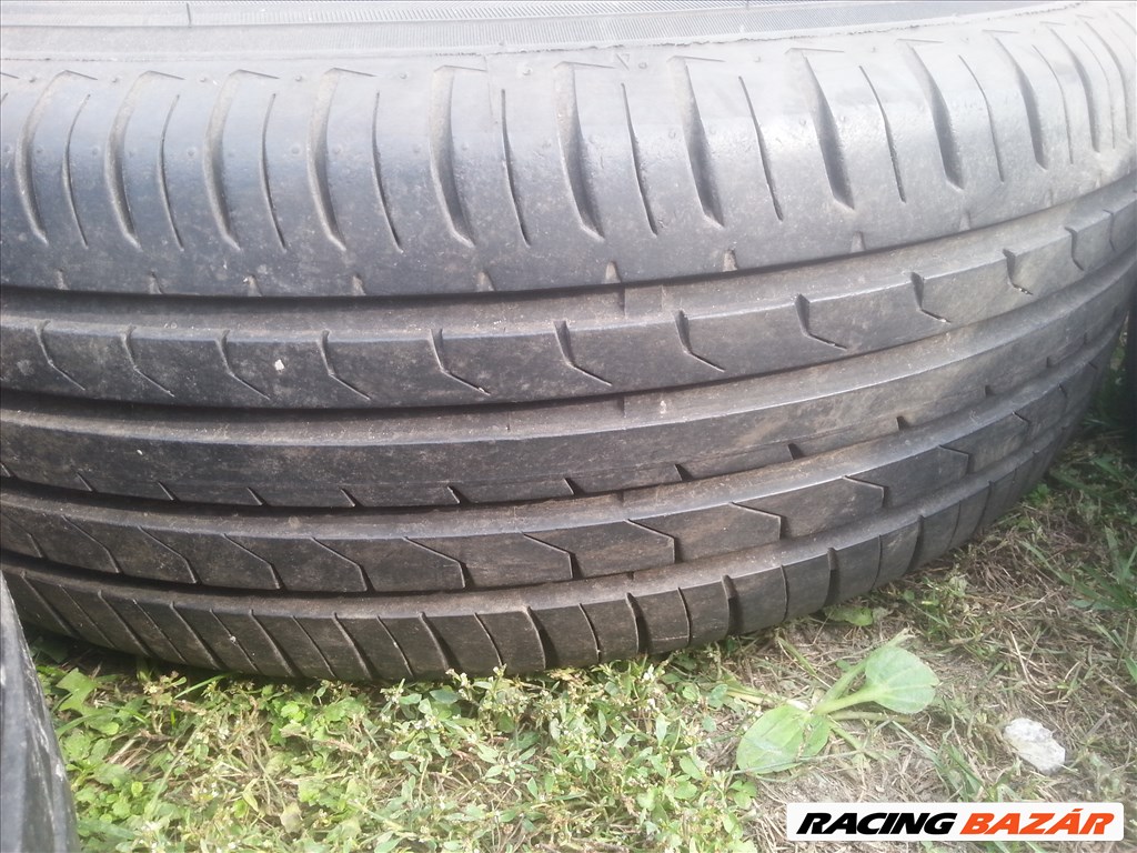  5x114.3 gyári Dácia Duster lemezfelni, rajta 215/65R16 Maxxis nyári gumi szenzorral. 5. kép
