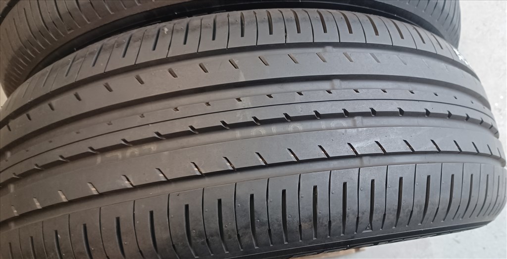 Toyo Proxes R56 215/55 R18 nyári gumik 75e./4db.7,5mm 1. kép