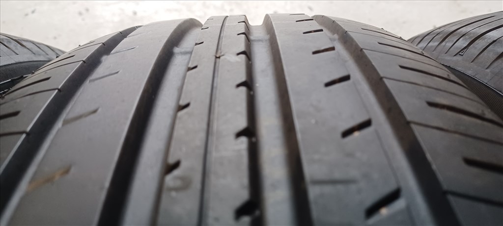 Toyo Proxes R56 215/55 R18 nyári gumik 75e./4db.7,5mm 6. kép