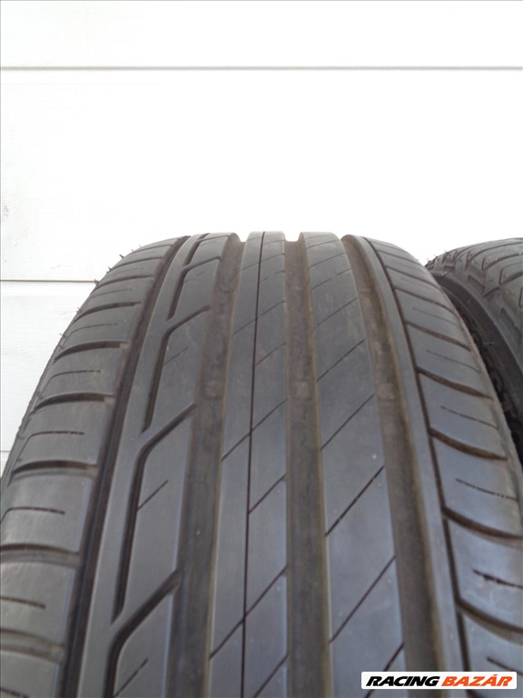 Bridgestone 215/50R18 nyári gumi nagyon keveset futott újszerűen eladó.  2. kép