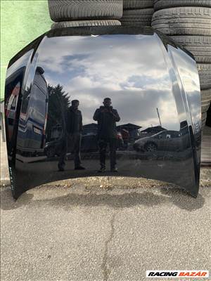 Audi Q7 (2015-től) gépháztető 