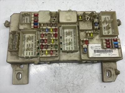 FORD FOCUS II Biztosítéktábla Doboz