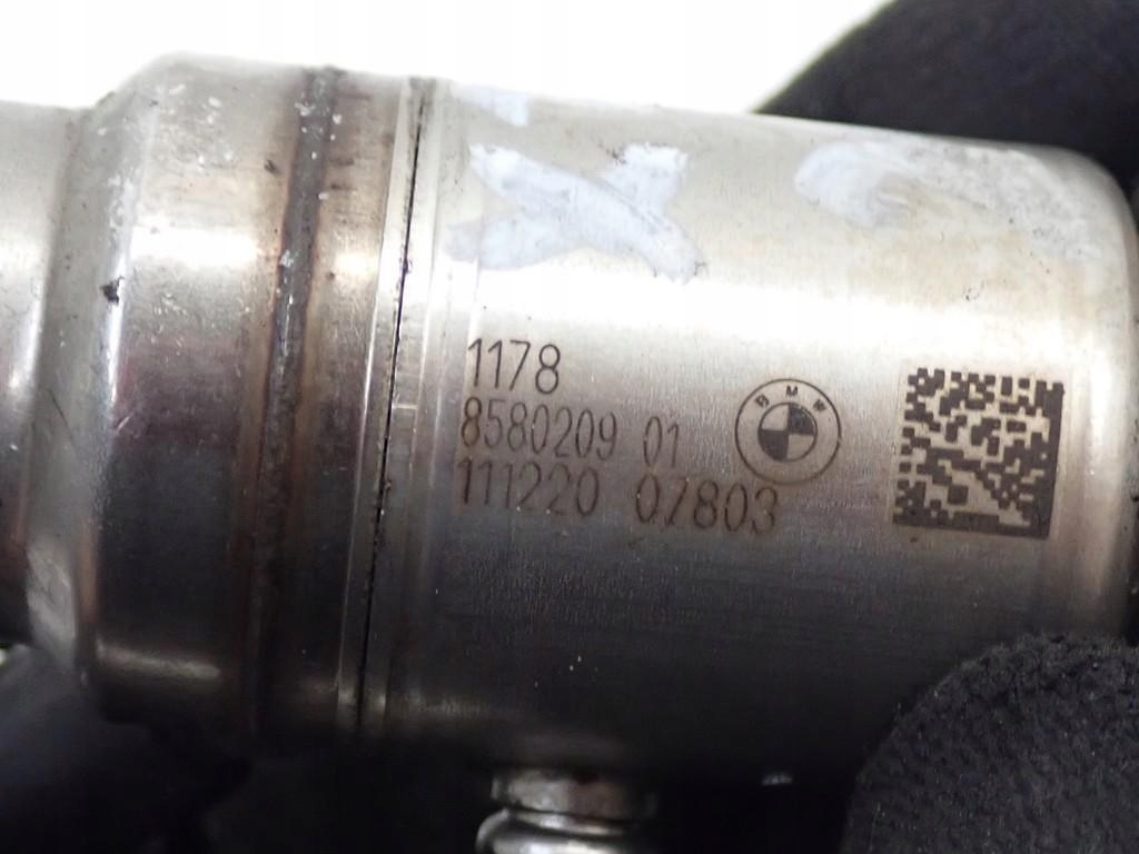 BMW X3 G01, BMW X4 G02 2.0d B47D20B Adblue befecskendező 8580209 3. kép