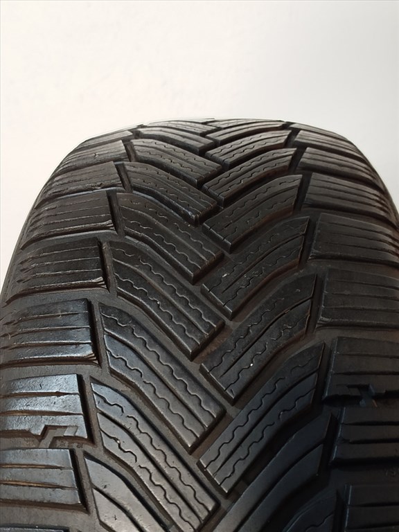 Michelin Alpin 6 205/55 R16  1. kép