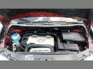 Volkswagen Touran I Biztosítéktábla Motortér *136744*