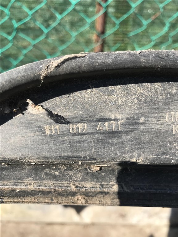 Volkswagen Passat B5 levélrács 3b1819415f 3. kép