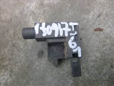 Volkswagen Golf IV , SKODA OCTAVIA, VW PASSAT     kézifék kapcsoló 1J0 947 561 1j0947561