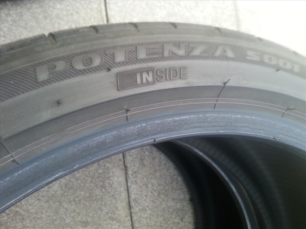  225/40R19 Bridgestone Potenza S001 használt nyári gumi  5. kép