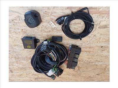 Chrysler Voyager (2002-2008)  Vonóhorog Elektronika Új