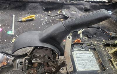 Ford Mondeo Mk3 Kézifék kar 