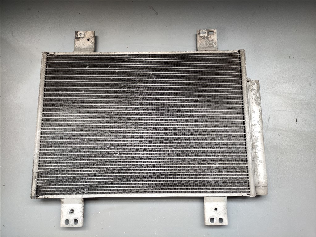 Daihatsu Terios (2nd gen) 1.5 4WD klímahűtő radiátor  1. kép