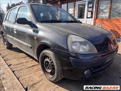 Renault Clio II 1.2i bontott alkatrészei