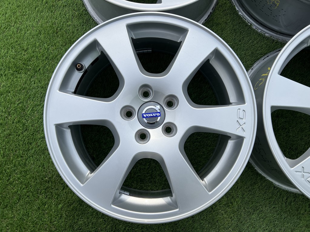 5x108 17" Volvo XC gyári alufelni 7,5Jx17h2 ET55 2. kép