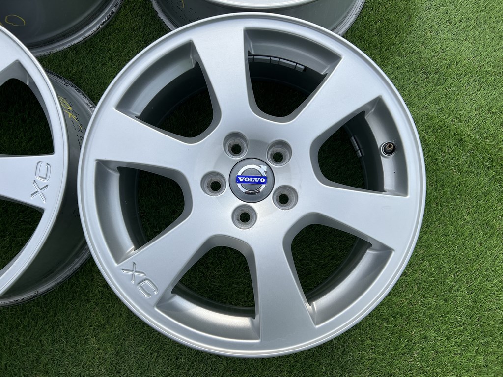 5x108 17" Volvo XC gyári alufelni 7,5Jx17h2 ET55 3. kép