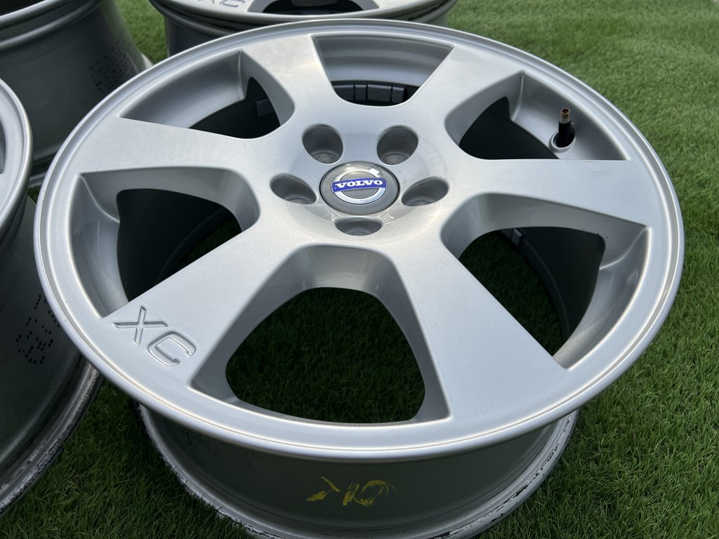 5x108 17" Volvo XC gyári alufelni 7,5Jx17h2 ET55 7. kép