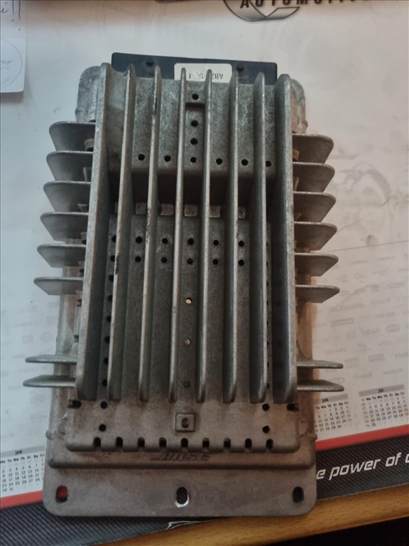 Audi A3 (8P) A3 8p bose erősítő  8p4035223 449018 2. kép