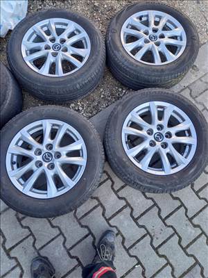  Mazda 3 5x114.3-as 6x16" újszerű (gyári felni) alufelni, 205/60 használt Firestone nyári gumi sxx3