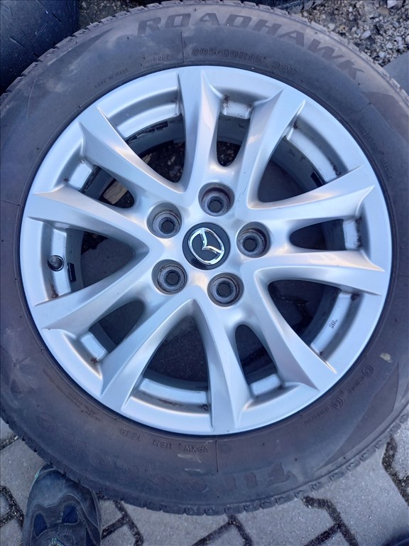  Mazda 3 5x114.3-as 6x16" újszerű (gyári felni) alufelni, 205/60 használt Firestone nyári gumi sxx3 3. kép