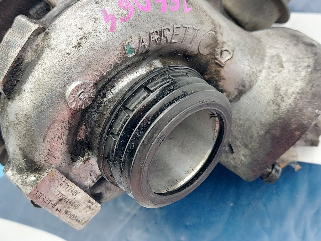 BMW E46 320d 150le EURO3 GT1749V vákumos turbó turbo turbófeltöltõ - hibás 2. kép