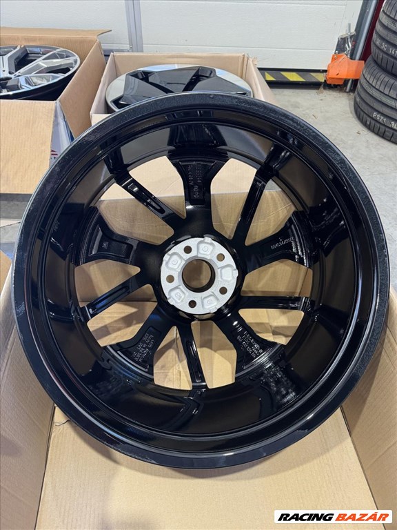 R21 Original Audi 8.5J ET34 - 80A 601 025BQ 80A601025BQ 1db alufelni 7. kép