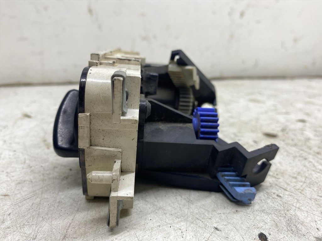 FORD TRANSIT (FM_ _/ FN_ _) 2.4 DI (F_A_/ F_B_/ F_C_/ F_D_) Fűtéskapcsoló (Nem klímás) #35844# 18549BBA 6. kép