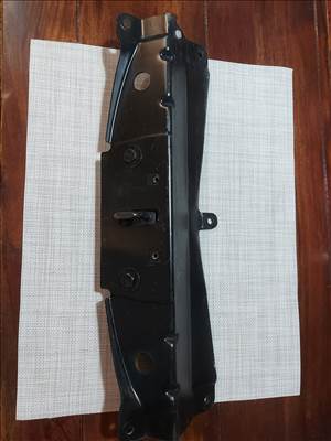 BMW X5 E70, E70LCI csomagtérajtó zár 51247233909