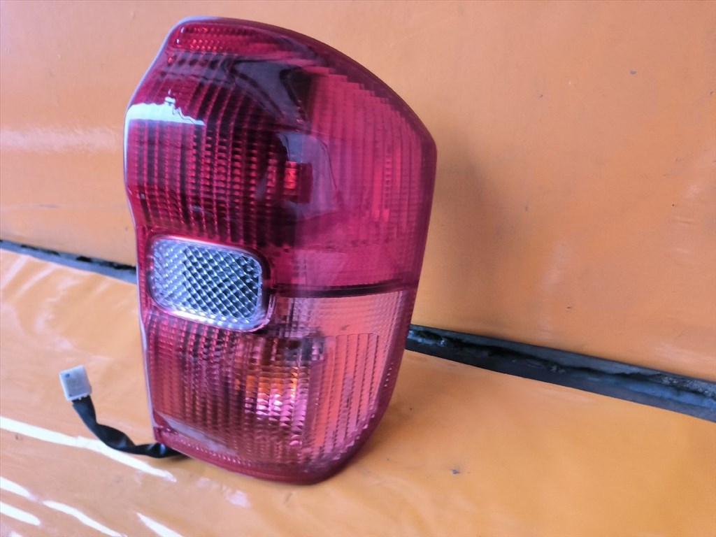 Toyota RAV4 (XA20) Jobb Hátsó Lámpa 6. kép