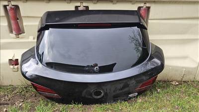 Opel Astra J GTC Csomagtérajtó FEKETE