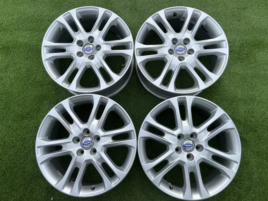 5x108 18" Volvo gyári alufelni 7,5Jx18h2 ET55 1. kép