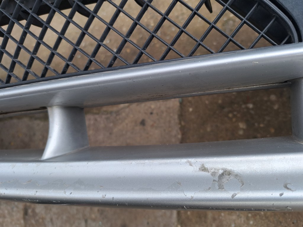 BMW E46 coupe cabrio ezüst titansilber titansiver elsõ lökhárító lökös 3. kép