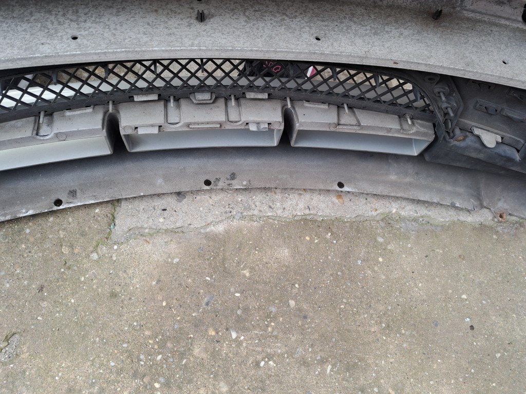 BMW E46 coupe cabrio ezüst titansilber titansiver elsõ lökhárító lökös 5. kép