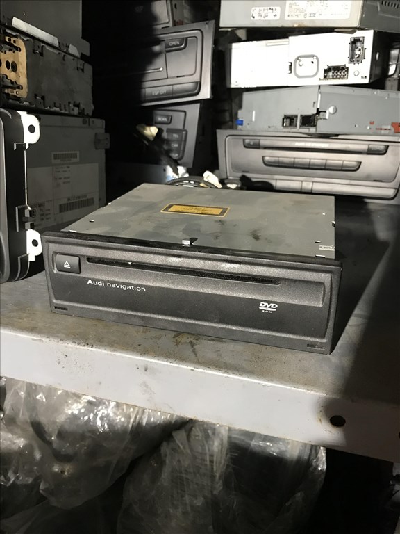 Audi A4 (B8 - 8K) navigáció vezérlő 4e0919887l 1. kép