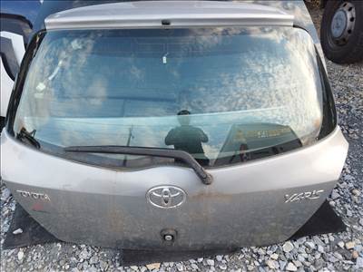 Toyota Yaris (XP90) csomagtér ajto kompletten eladó 