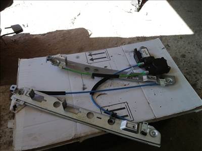 Renault Mégane II 2.0 16V Jobb első Ablakemelő Szerkezet 