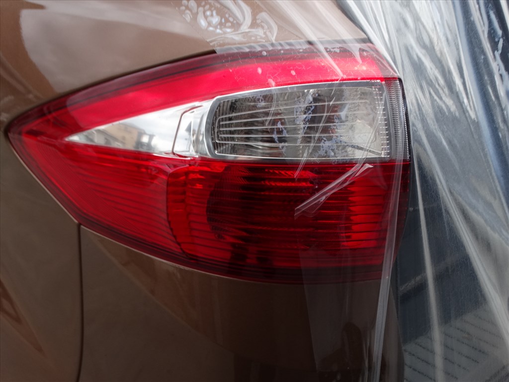 Ford C-Max bal hátsó lámpa  1. kép