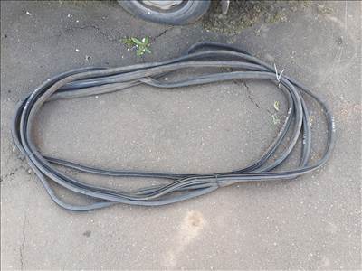 Citroën C5 I Kombi  /2001   oldalajtó kédergumi  