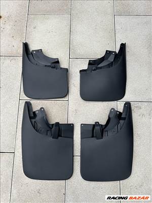 Nissan Navara (D22), Nissan Pick-Up (D22), Nissan NP sárfogó gumi 