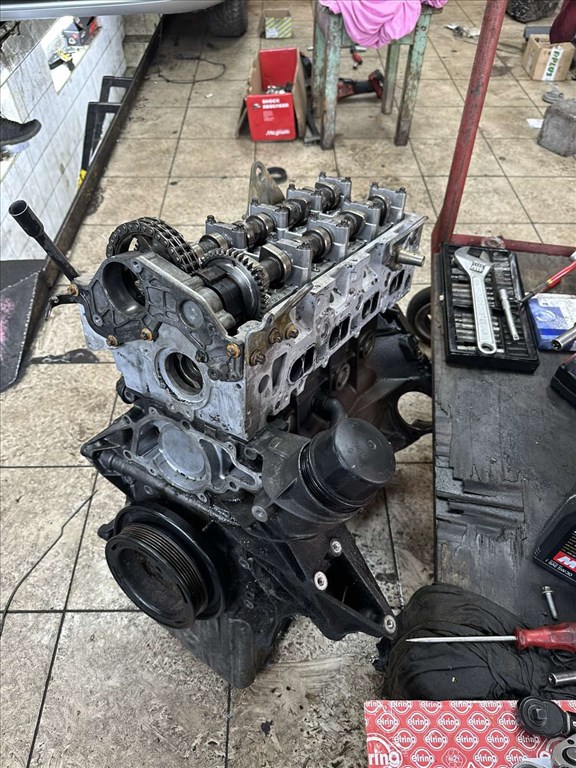 Mercedes Vito 639 2.2 CDI Fűzött Blokk Hengerfejje 646980 2. kép