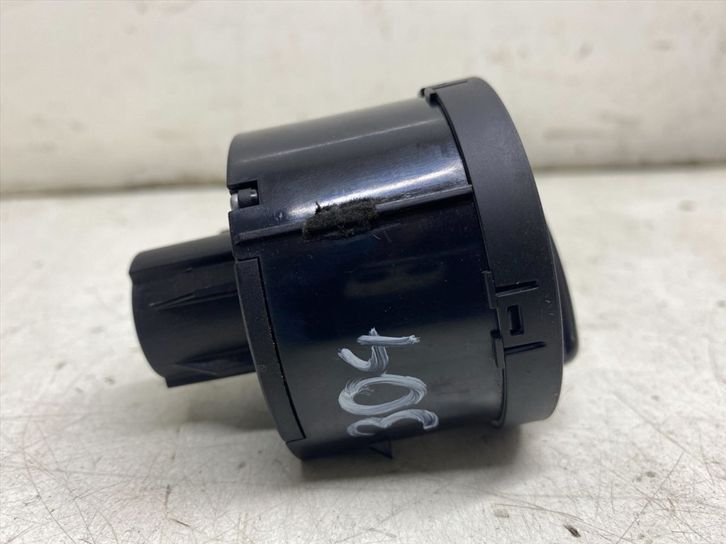 VW GOLF V Variant (1K5) 1.9 TDI Világítás Kapcsoló #37800# 1K0941431Q 4. kép