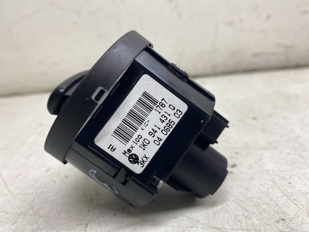 VW GOLF V Variant (1K5) 1.9 TDI Világítás Kapcsoló #37800# 1K0941431Q 5. kép