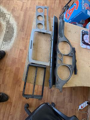 Volkswagen Passat 1,6 b középkozol keret szett