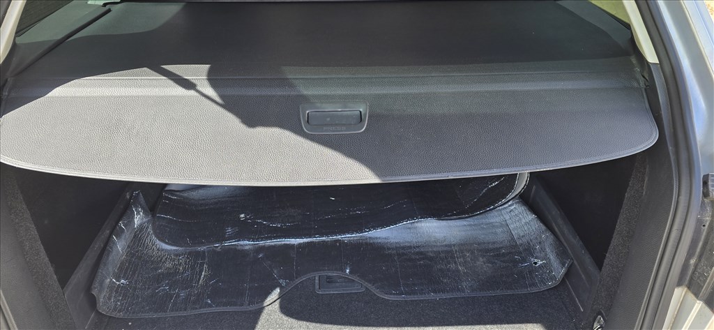 Volkswagen Passat B7 2.0cr CFG 4MOTION bontott alkatrészei 14. kép