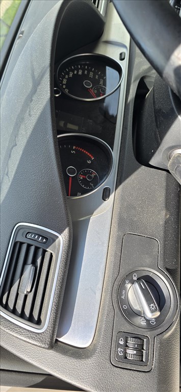 Volkswagen Passat B7 2.0cr CFG 4MOTION bontott alkatrészei 18. kép