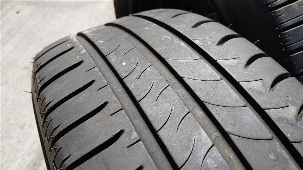  5x108 lyukosztású 16" újszerű lemezfelni, rajta 205/55 újszerű Michelin nyári gumi 10. kép