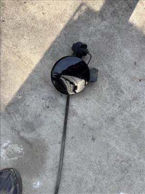 Skoda Fabia II tankajtó LF9R-1Z1Z (fekete)