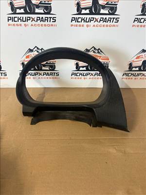 Műszerfal óracsoport burkolat Mitsubishi L200