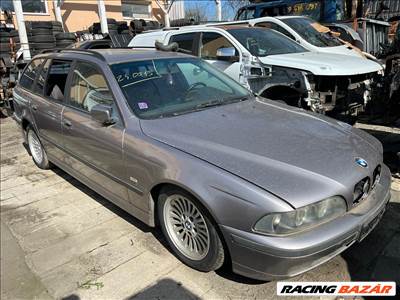 BMW 523 (E39) bontott alkatrészei