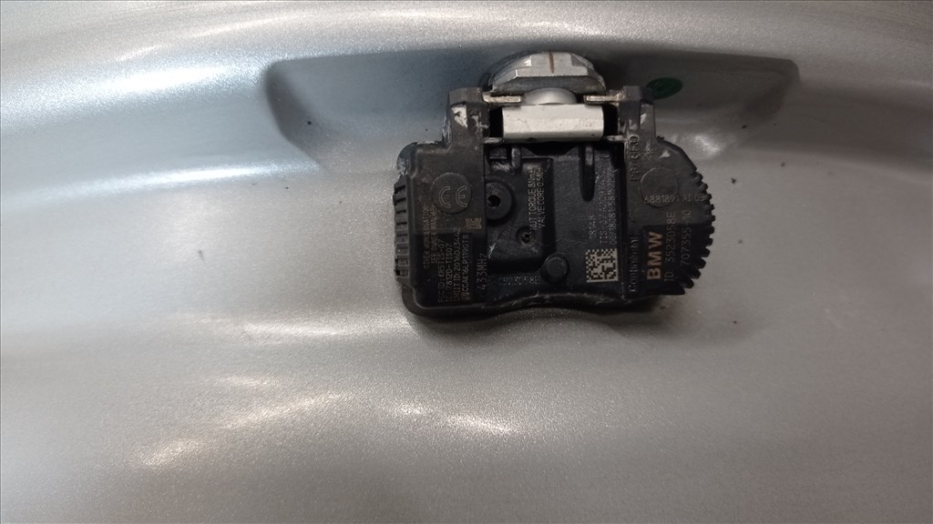  5x112 lyukosztású 7JJ 16" használt (gyári felni) alufelni 6. kép