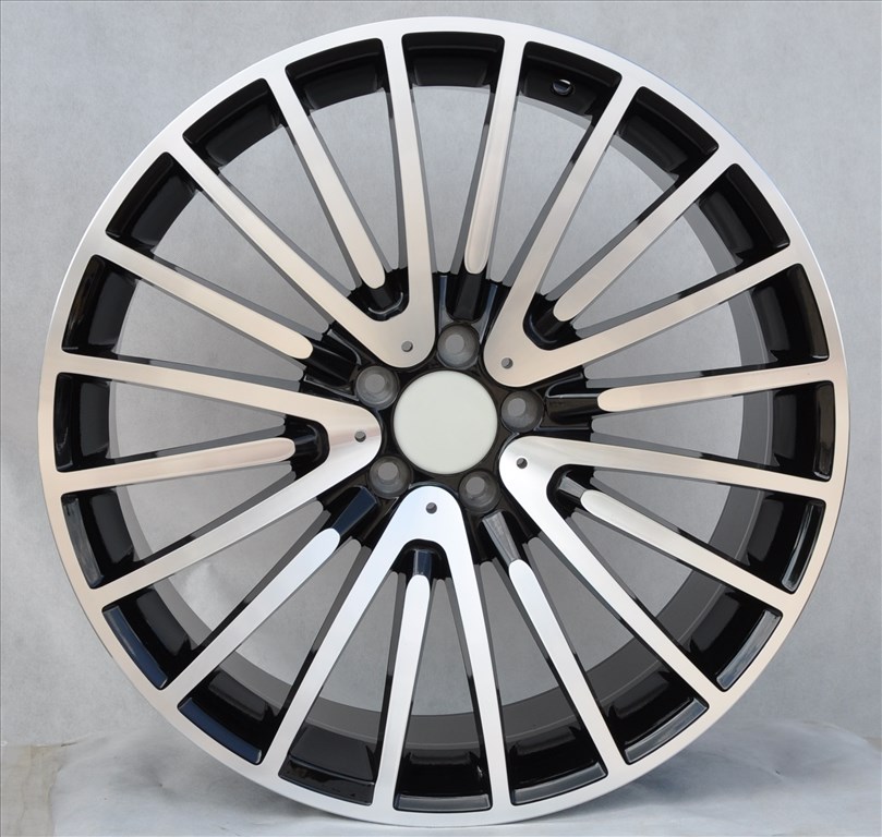 5046 ALUFELNI 21 5x112 MERCEDES E S ML W212 W221 W222 ET46 2. kép